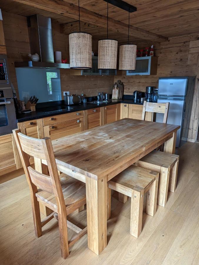 Bas De Chalet Au Coeur Des Aravis, Entre Lac Et Montagne Saint-Jean-de-Sixt Eksteriør bilde