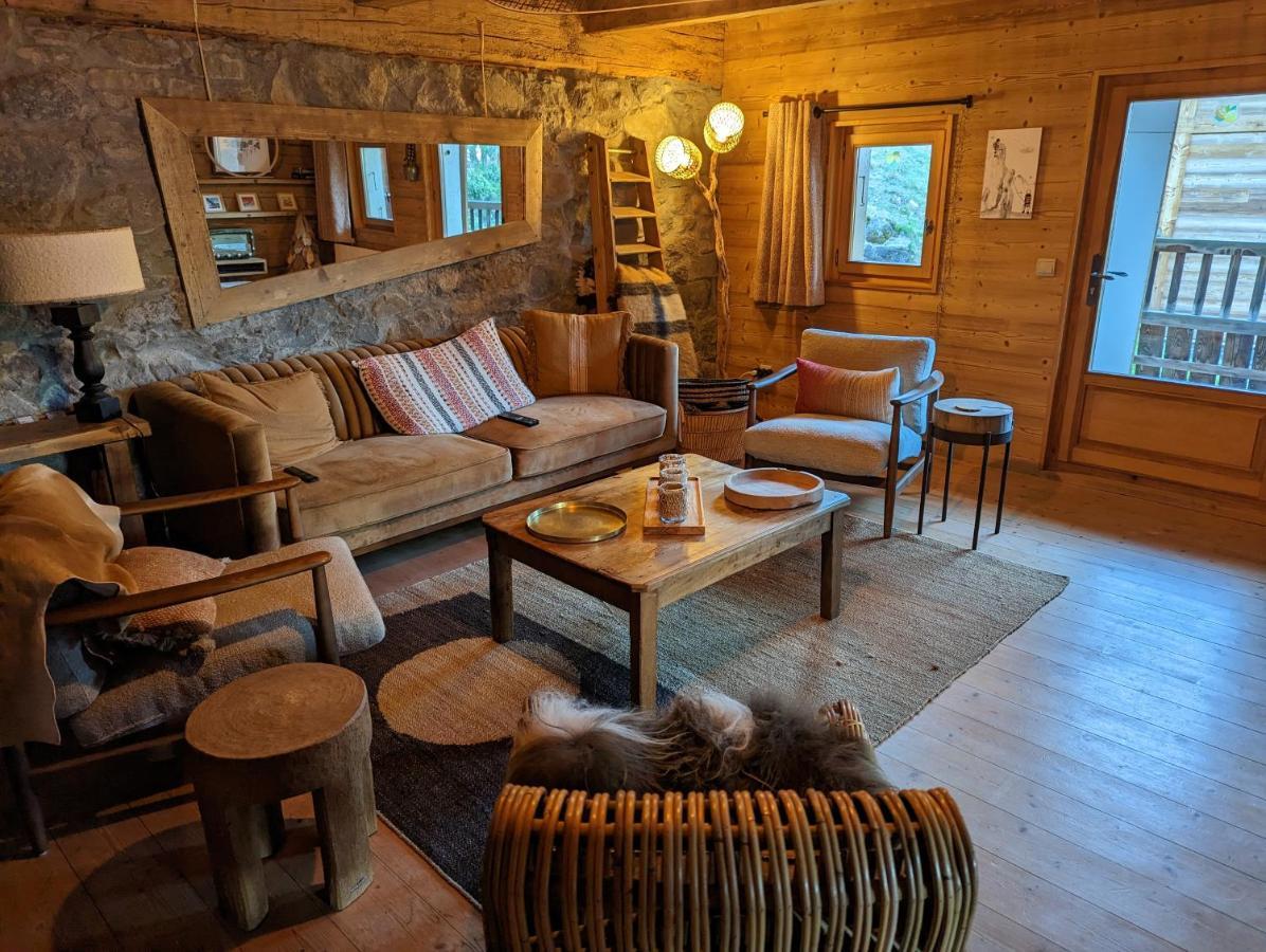Bas De Chalet Au Coeur Des Aravis, Entre Lac Et Montagne Saint-Jean-de-Sixt Eksteriør bilde